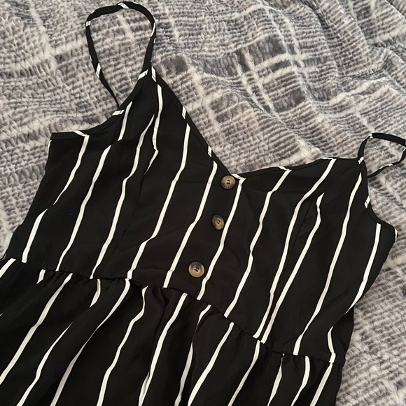 Shein stripped cami romper - Picture 2 of 5